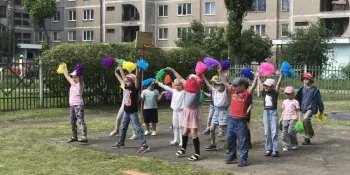 Спортивное развлечение "Здравствуй, лето!"